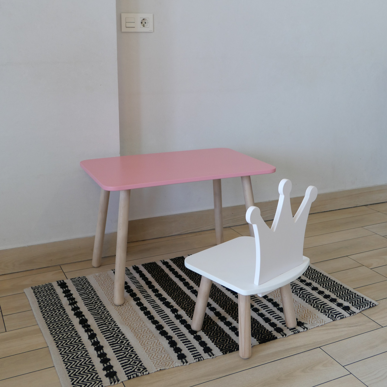 Комплект стіл та стул дитячий ChildWood - Set Стіл рожевий прямокутний + стілець білий Корона (Фанера), фото 1