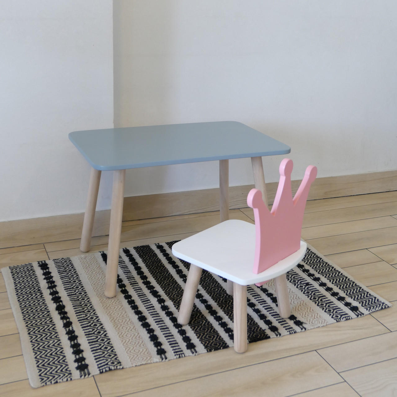 Комплект стіл та стул дитячий ChildWood - Set  Стіл сірий прямокутний + стілець білий рожевий Корона  (Фанера), фото 1