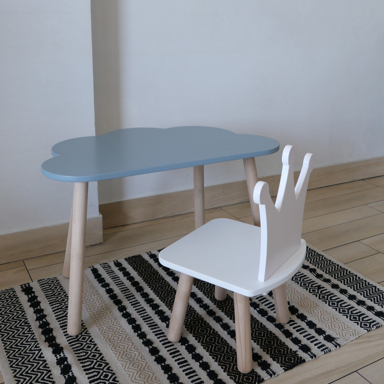 Комплект стіл та стул дитячий ChildWood - Set Стіл сірий хмаринка + стілець білий Корона (Фанера), фото 1