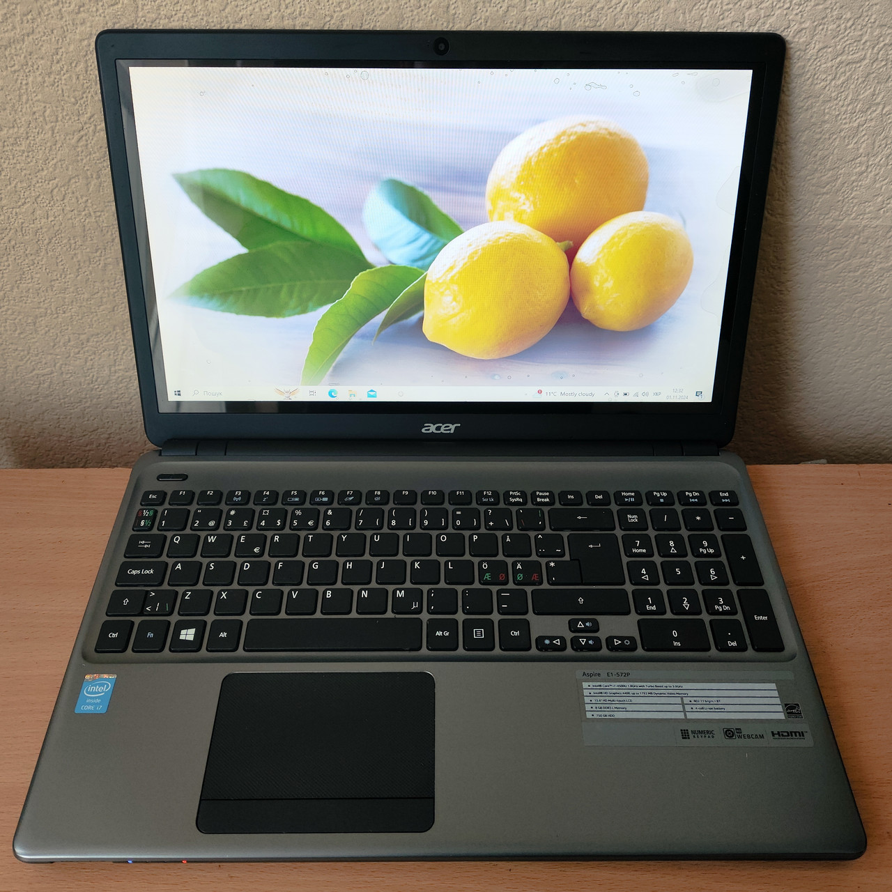 Ноутбук Acer ASPIRE E1-572P 15.6" i7-4500U/8GB DDR3/Intel HD4400/USB 3.0/WebCam/HDMI
