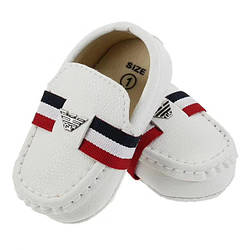 Туфлі, мокасини