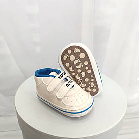 Білі пінетки кросівки Босс  для новонароджених