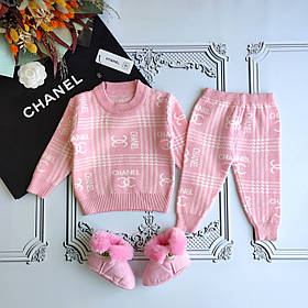 Дитячий рожевий теплий в'язаний ангоровий костюм Louis Vuitton для новонароджених