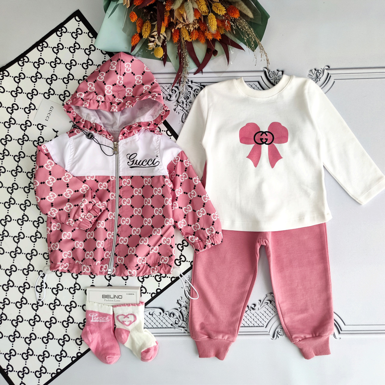Дитячий рожевий костюм трійка з ветровкою Гуччі для дівчинки ALL1700