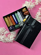 Набір натуральних оброблених каменів 7 чакр, стовпчики 3 см (обеліски) та галтовка 1-2 см у подарунковій коробці