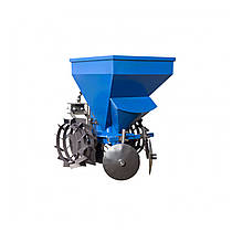 Однорядна саджалка картоплі до мототрактора з бункером для внесення добрив