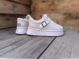 Угги-тапки UGG короткие БЕЖЕВЫЕ BEIGE с ремешком на высокой подошве с утепленной стелькой, фото 4