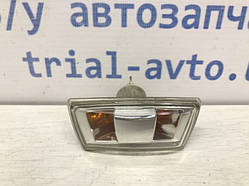 Повторювач поворотника Chevrolet Cruze J300 1.8 F18D4 2009 (б/в)