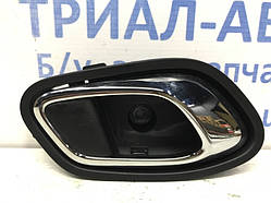 Ручка дверей внутрішня права Kia Ceed JD 1.6 DIESEL D4FB 2012 (б/в)