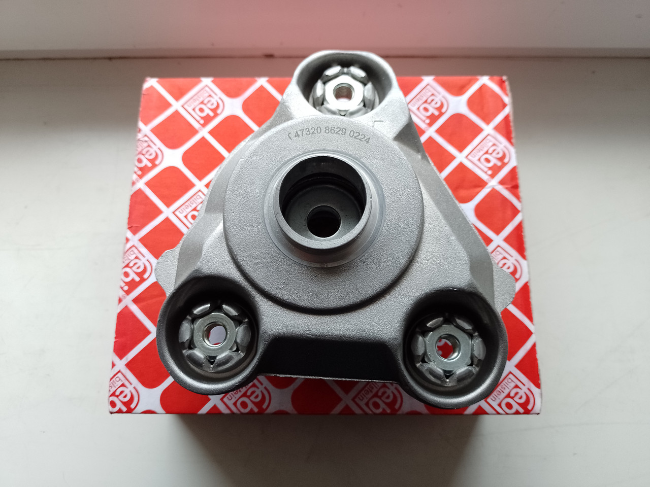 Опора переднього амортизатора ліва Fiat Ducato 244, Peugeot Boxer, Citroen Jumper (2002-2006), 1329774080, фото 1