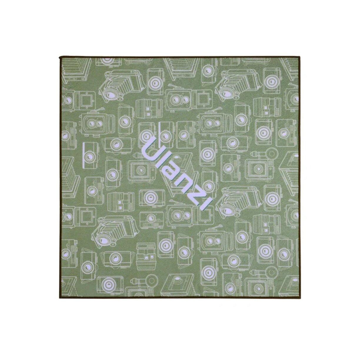 Захисна серветка Ulanzi CM009 17-INCH 45*45cm Protective Wrap (UV-3270 CM009)