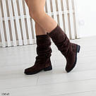 Коричневі замшеві зимові чоботи на невеликих підборах 36-41, фото 5