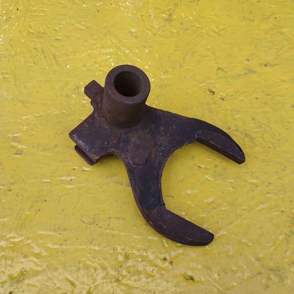 Вилка ДТ-75 заднього ходу, фото 1