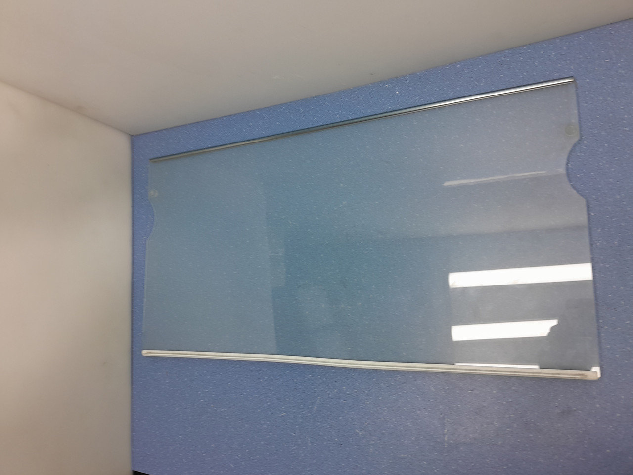 Полиця скляна для холодильника Liebherr 7271217 650*325, фото 1