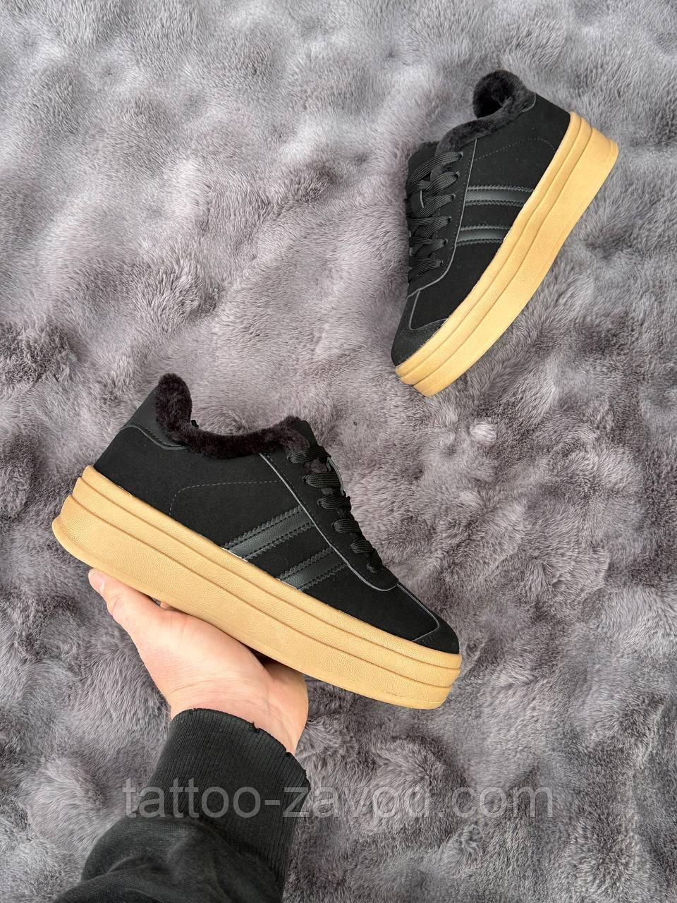 Зимові кросівки жіночі чорні на потовщеній бежевій підошві 36 39 41, фото 1