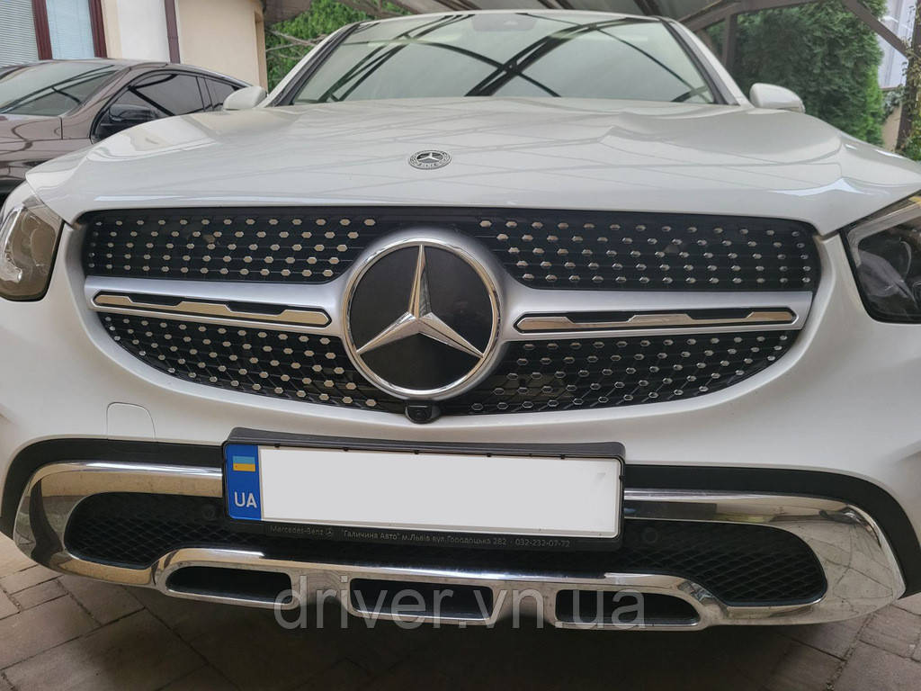 Передняя решетка Diamond Silver (2020-2025) для Mercedes GLC coupe C253