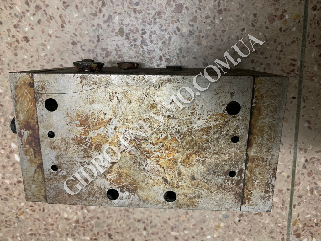 Гідравлична панель 3722-53