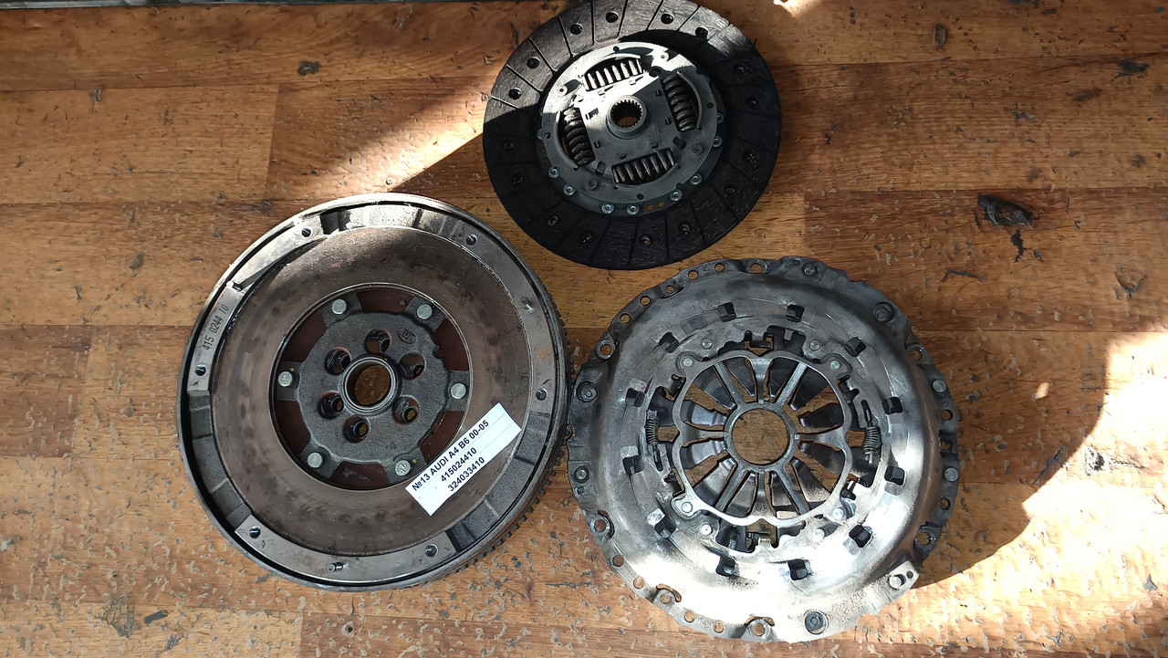 №13 Маховик 415024410 324033410 для Audi A4 B6 00-05