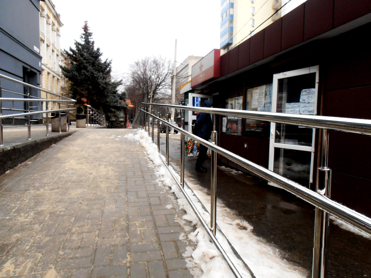 Огородження пандуса з нержавіючої сталі AISI 304, поручень Ø 38 мм, стійка Ø 38 мм, 3 ригелі Ø12 мм, Новомиргород