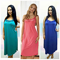 Нічна сорочка на тонкому плечі з мереживом