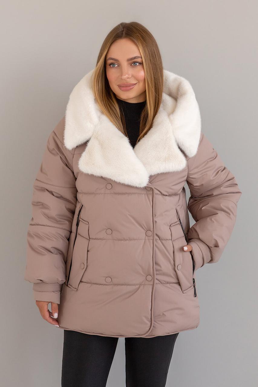 Якісна тепла бежева жіноча зимова куртка з хутряним капюшоном під норку, фото 1