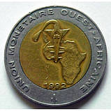 Західна Африка (BCEAO) 250 франків, 1992-1996  №2584, фото 3