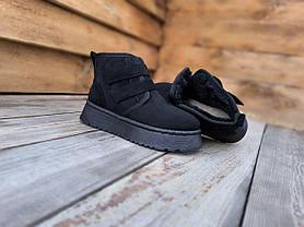 Угги ботиночки ЧЕРНЫЕ BLACK с лейбл UGG на липучках и высокой подошве, фото 3