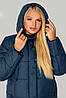 Стильне утеплене жіноче зимове пальто з капюшоном, жіночий пуховик для пишних форм, фото 5