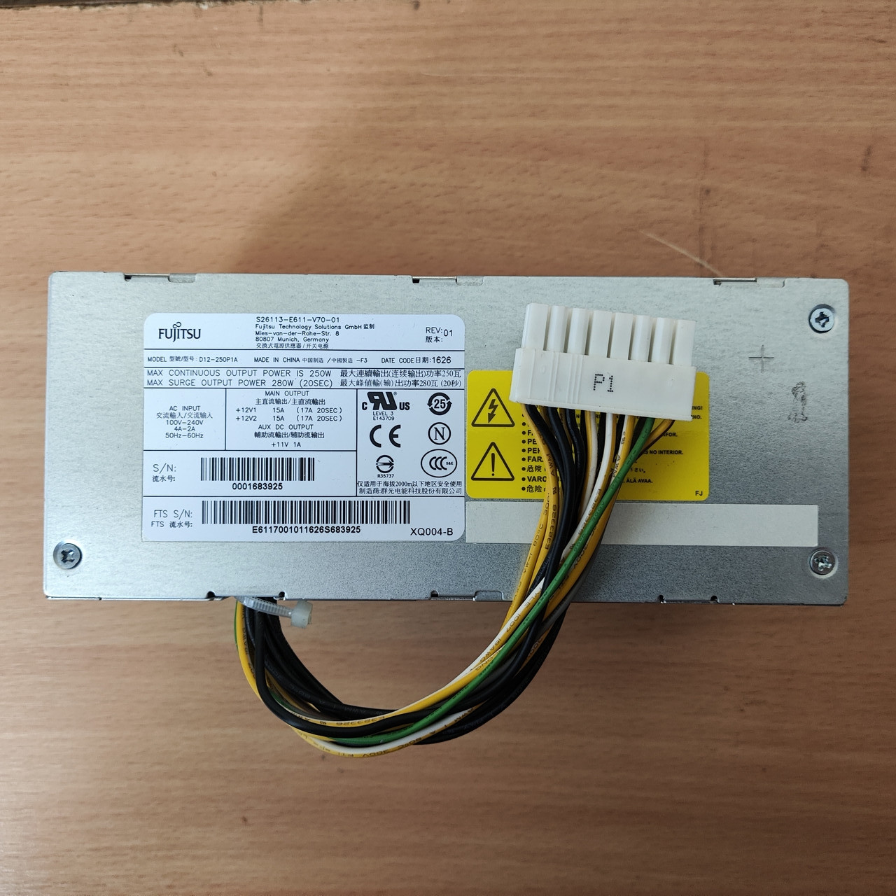 Блок живлення Fujitsu s26113-e611-v70-01 250w d12-250p1a 16 pin E500 E510 E700 E705 E710 E900 E910 P500 P556 P510 P700 P710 P910