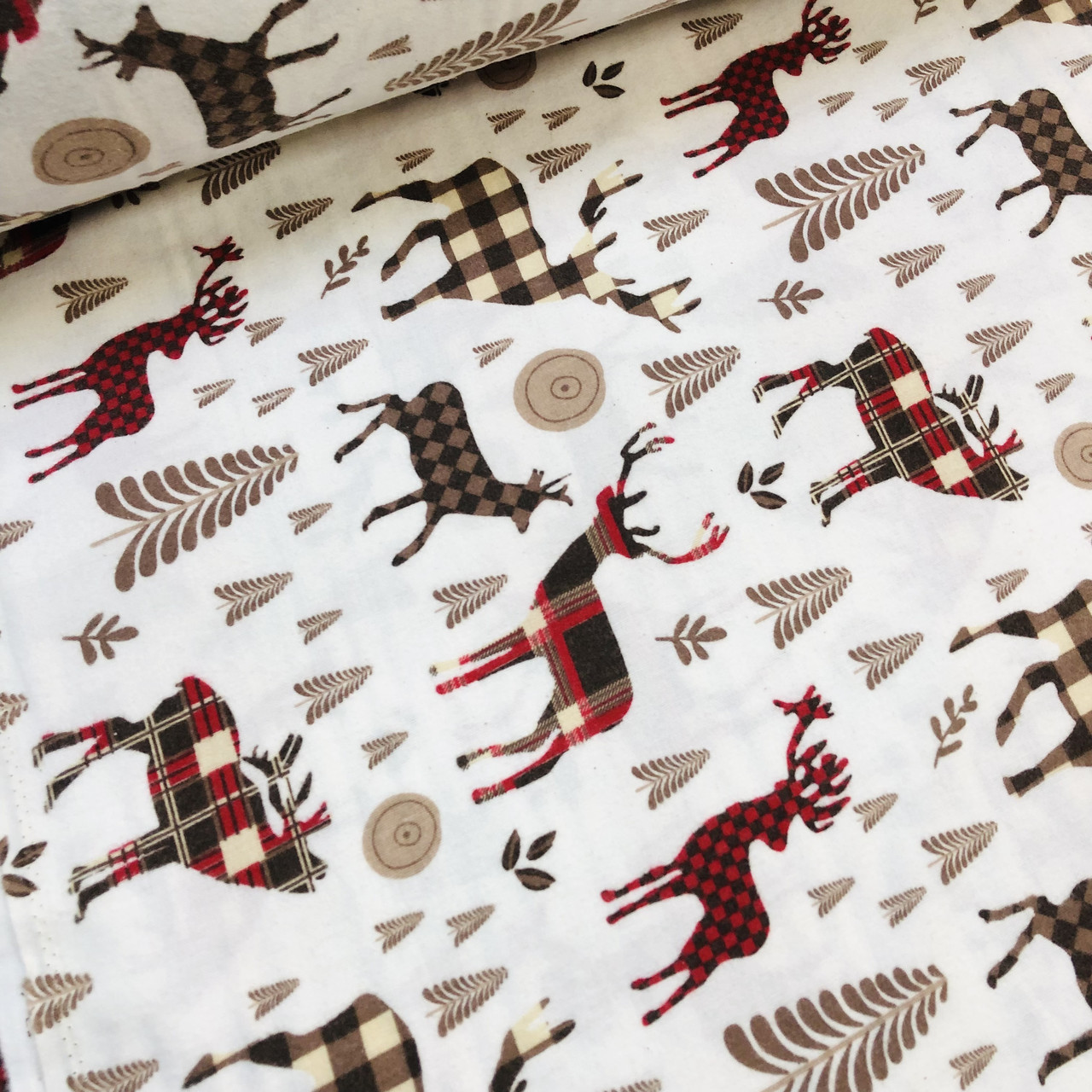 ВІДРЕЗ (0,6 * 2,4 м) Фланелева тканина оленя в клітинку червоно-бежеві на білому. (шир. 2,4 м) (FL-SA-0223), фото 1