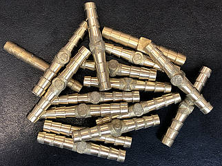 Перехідник з'єднувальний 6 мм/6 мм міжшланговий ( латунний, виробництва CHINA)