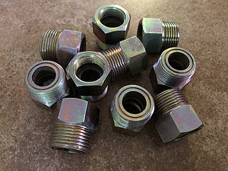 Перехідник балонний нарізний зі СП21,8 на G3/4 (латунний-оцинкований)