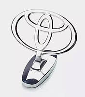Емблема приціл на капот Toyota Хром на скотчі (сплав)