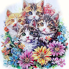 Алмазна мозаїка блискучими стразами різної форми