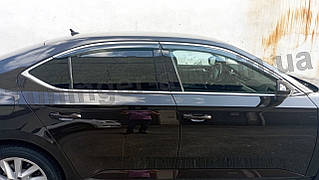 Дефлектори вікон (вітровики) з хромом молдингом Skoda Superb 2015-2023 (Uncle)