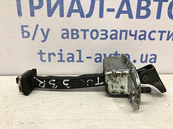 Обмежувач дверей задній правий Hyundai Tucson TL 1.7 DIESEL D4FD 2015 (б/у)