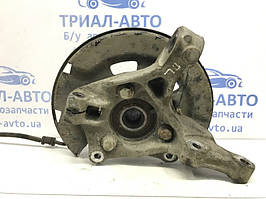 Кулак поворотний лівий зі маточиною Chevrolet