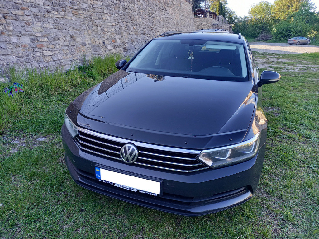 Дефлектор капота (мухобійка) (EuroCap) для авто. Volkswagen Passat B8 2015-2023 рр, фото 1