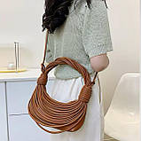 Жіноча сумка хобо багет 10405 через плече коричнева, фото 5