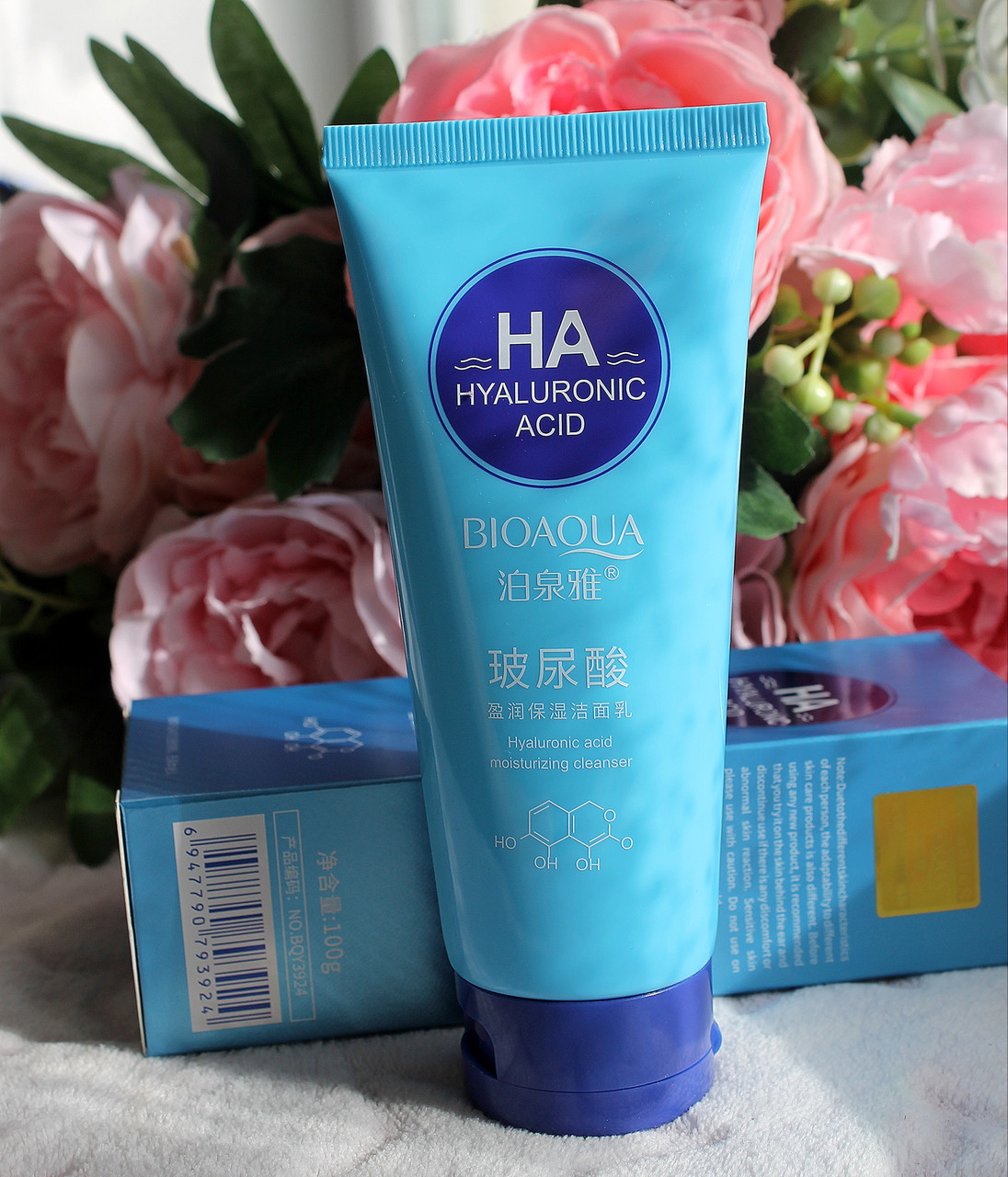 Пінка для вмивання Bioaqua Hyaluronic Acid Water Get з гіалуроновою кислотою, 100 г