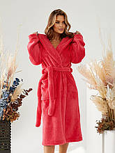 Жіночий довгий махровий халат із капюшоном червоний (корал, манго) XXL розмір 52