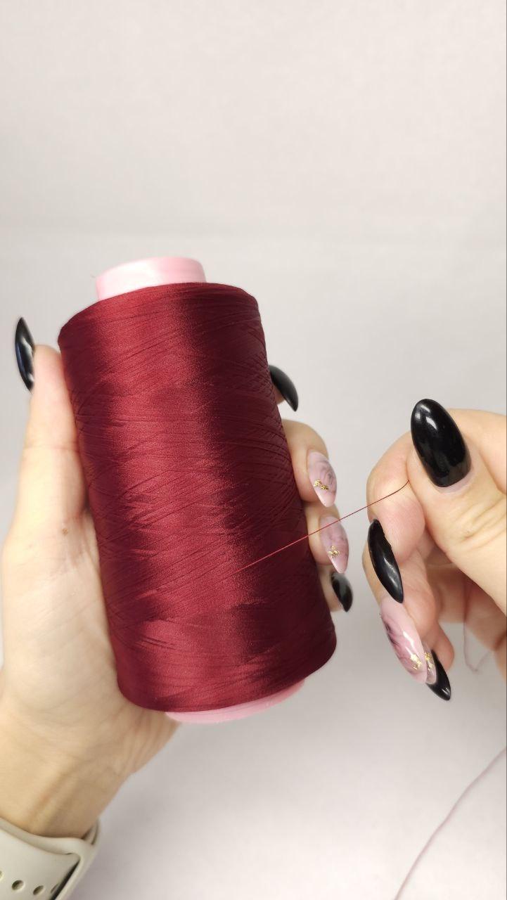 Нитки для оверлока колір "бардовий" 5000 м 16.7 tex