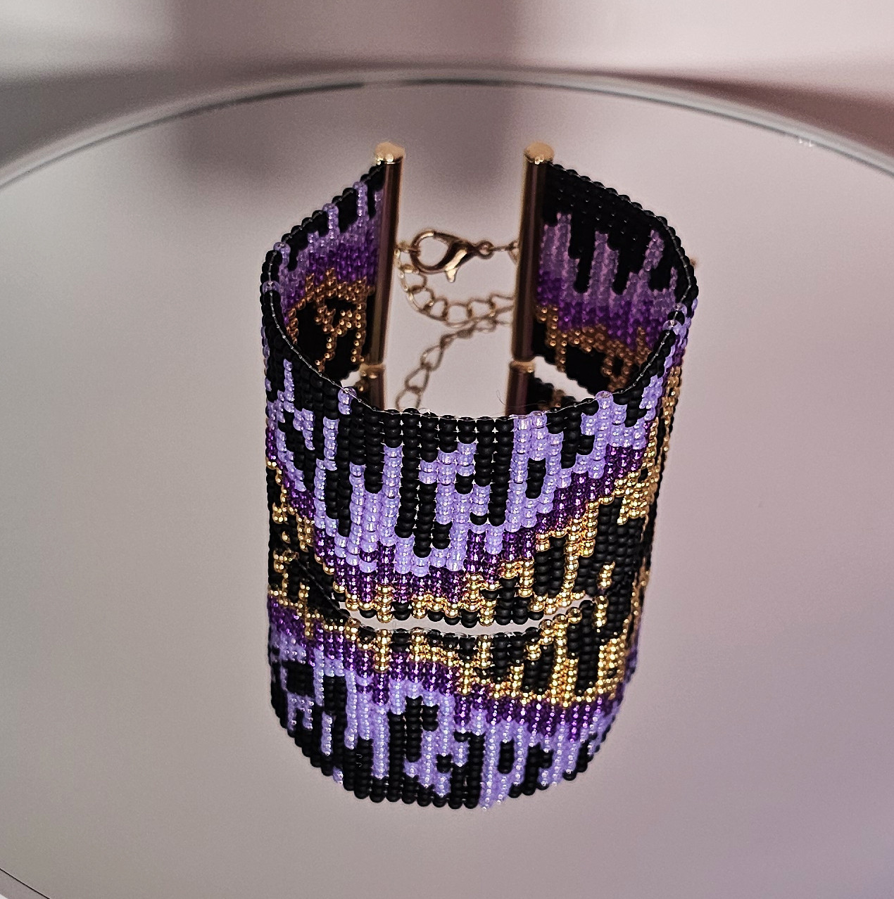 Браслет з бісеру з абстрактним візерунком, фото 1