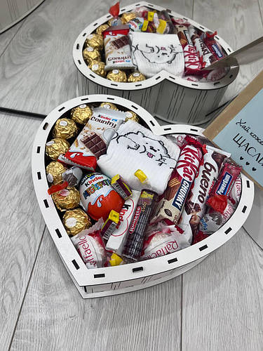 Подарочный набор сладостей в коробке в форме Сердца, Оригинальный ...