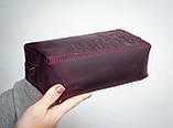 Велика шкіряна косметичка жіноча Бордова з тисненням Лаванда, фото 5