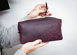 Велика шкіряна косметичка жіноча Бордова з тисненням Лаванда, фото 8