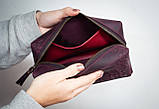 Велика шкіряна косметичка жіноча Бордова з тисненням Лаванда, фото 6