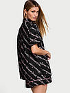 Фланелева піжама з шортами Victoria's Secret Flannel Short Pajama Set, Чорна з написами, фото 4