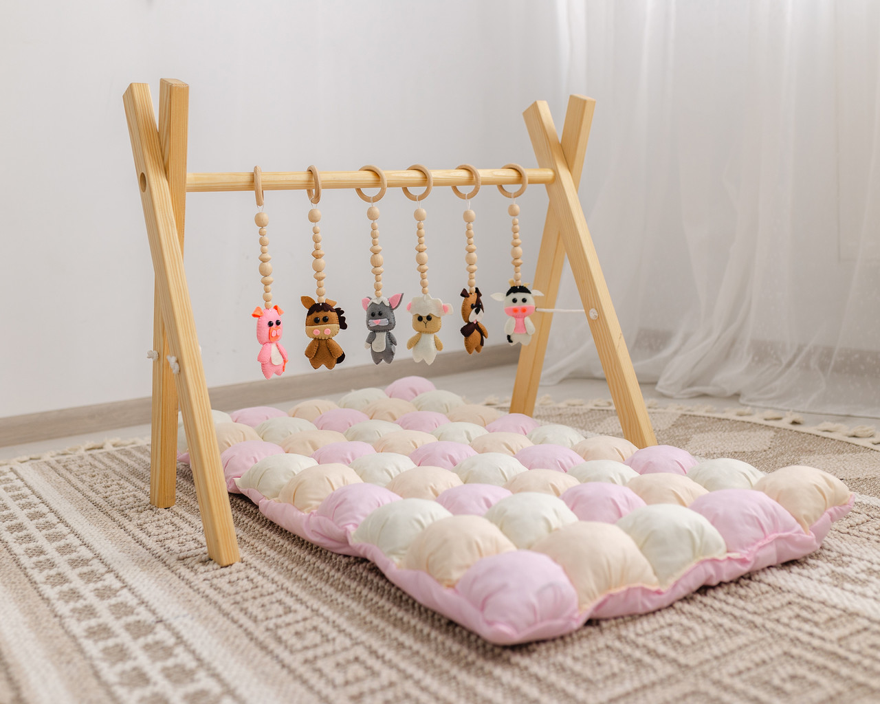 Мобіль дитячий підлоговий Весела ферма з матрациком Аліса