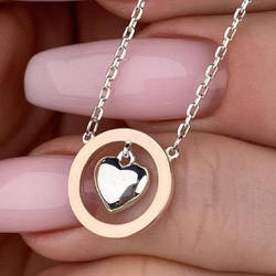 Срібне кольє з золотими накладками без каменів в формі сердечка РН-188